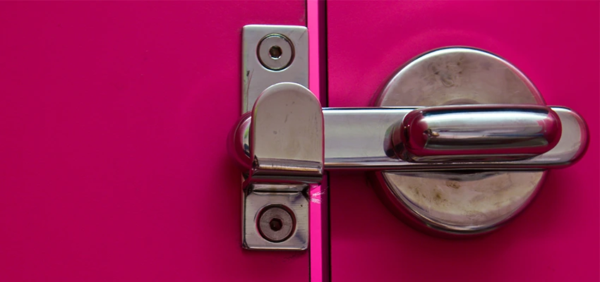 Childproof Gate Lock in South Monrovia Island, California