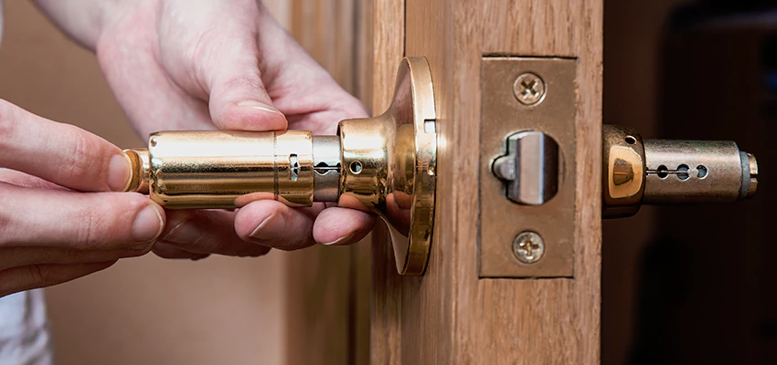 Padlock Lock Replacement Assistance in South Monrovia Island, CA